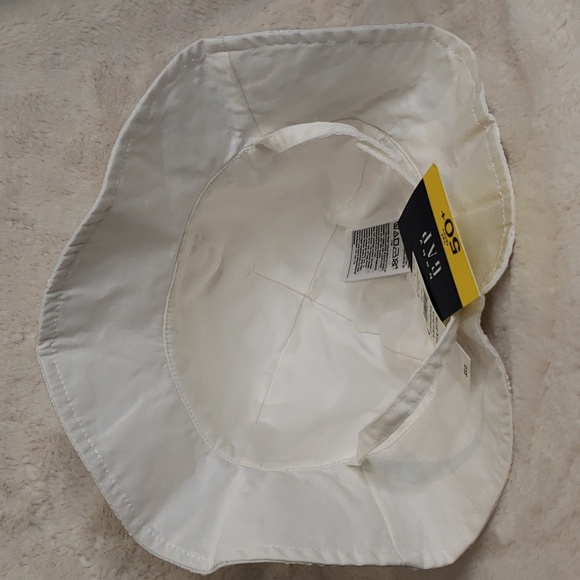 NWT Baby Gap Eyelet Bucket Hat - Picture 2 of 4